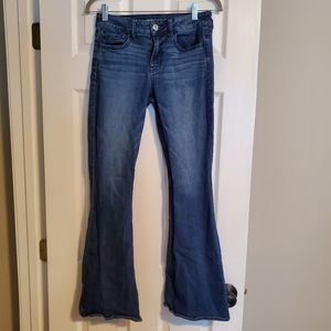 American Eagle size 4 hi-rise artist jeans